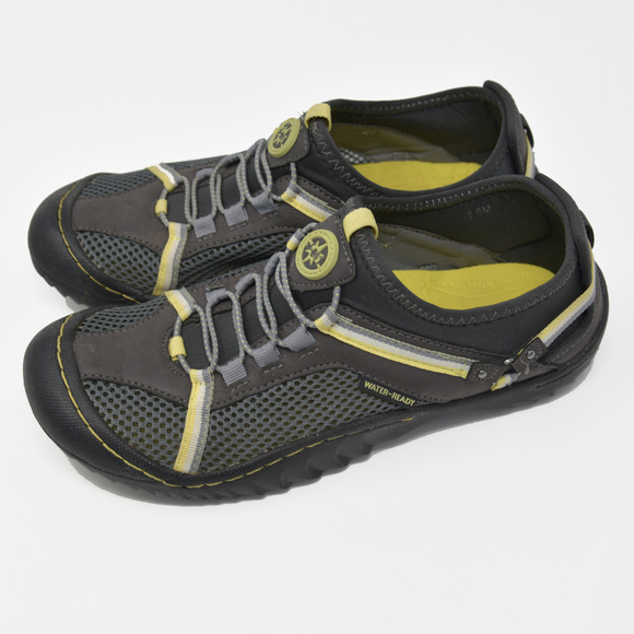 j41 water shoes